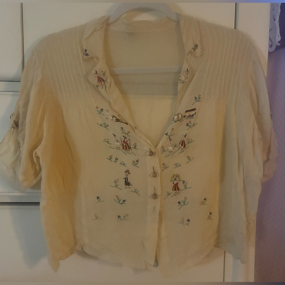 Vintage Women's Cream Embroidered V-Neck Button Front Top